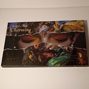 Focallure Bright and Charming Eyeshadow Palette - Multicolor